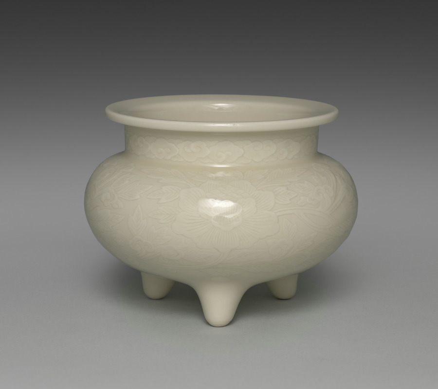 Incense Burner with Peony and Cloud – 高清 桌面壁纸 无版权可商用素材 免费下