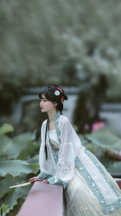 美女写真 第35期 – 高清 专题图册 开放版权素材 免费下载 多图画廊合集-4