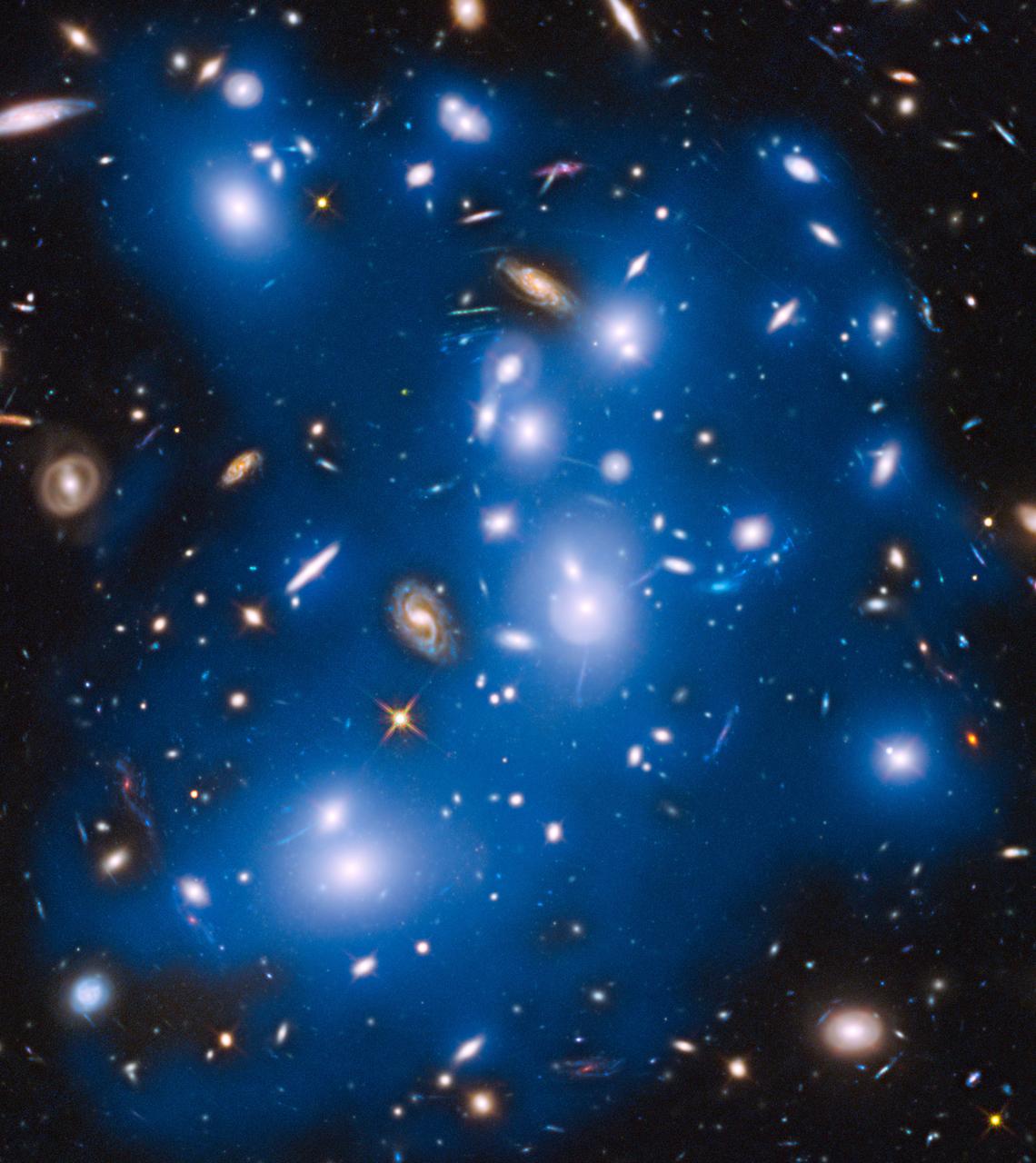 Hubble Sees ‘Ghost Light’ From Dead Galaxies – 高清 桌面壁纸 无版权