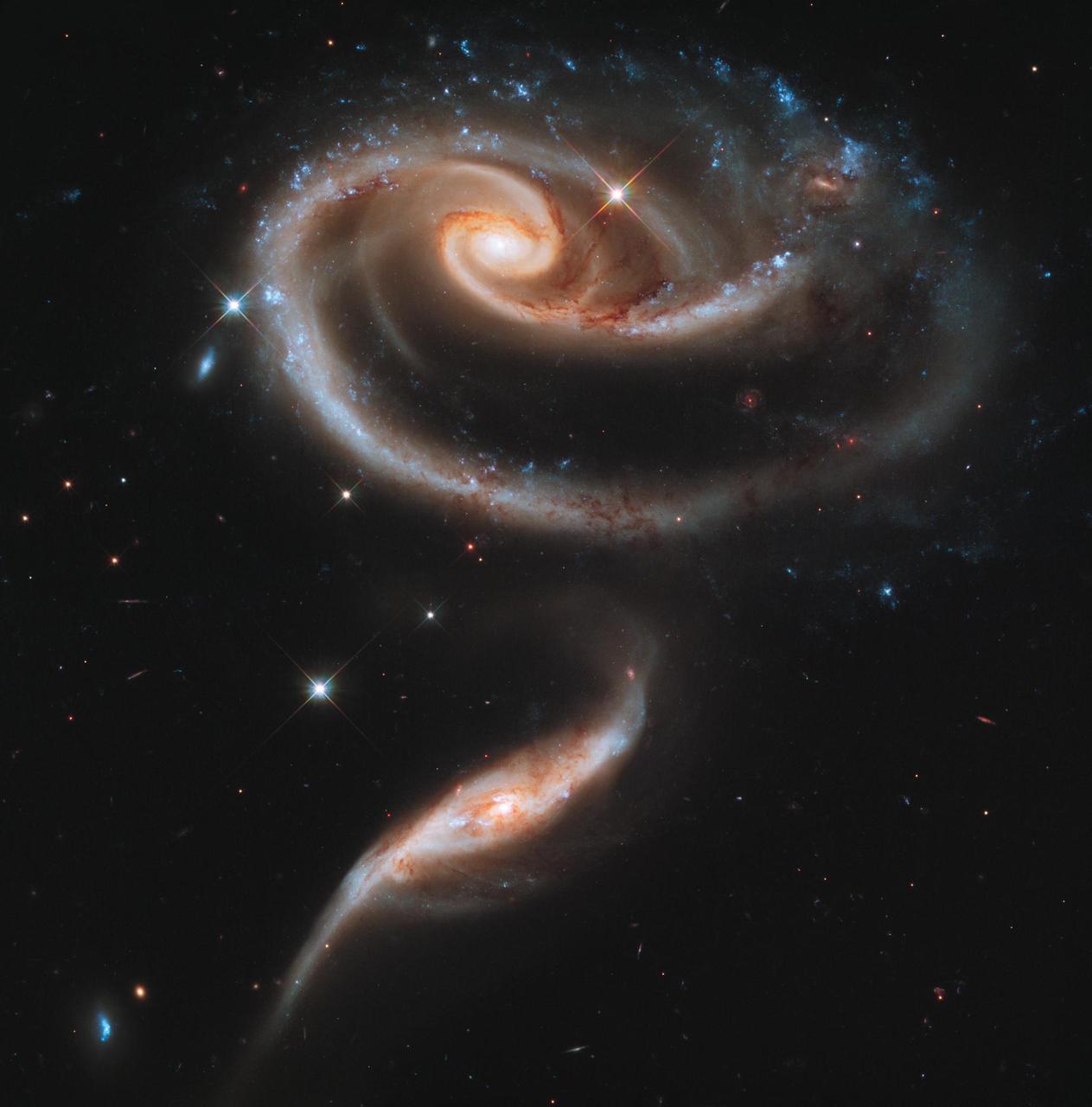 NASA’s Hubble Celebrates 21st Anniversary with “Rose” of G