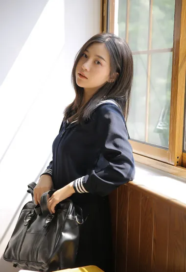 日本高中女生的写真图片，小清新风格很美丽